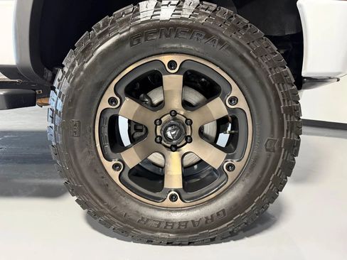 Used 2014 Ford F150 FX4 w/ Equipment Group 401A Mid AWD/4WD image 22