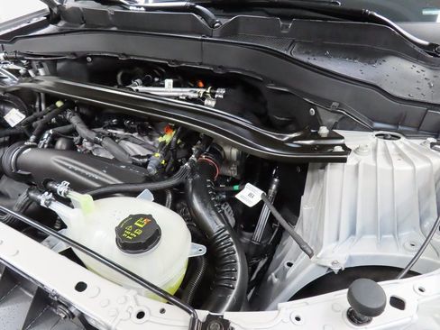 Used 2025 Ford Explorer Platinum image 25