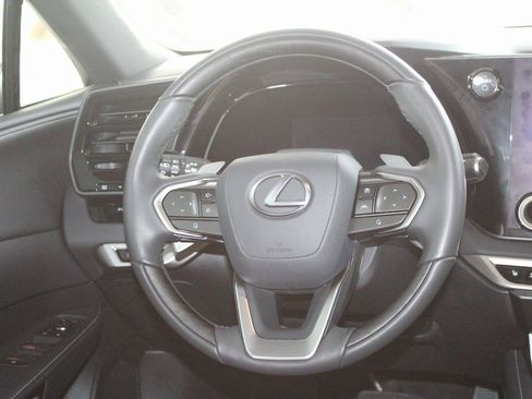 Used 2024 Lexus RX 350 image 29