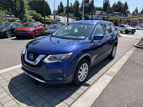 Used 2018 Nissan Rogue S AWD/4WD image 1