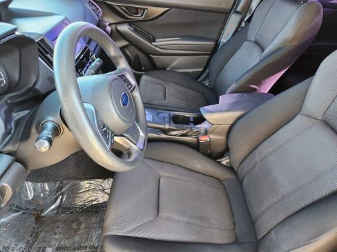 Used 2018 Subaru Impreza 2.0i image 3