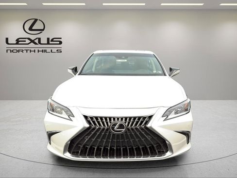 New 2025 Lexus ES 350 w/ Premium Package image 2