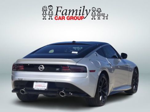 Used 2024 Nissan Z Performance w/ Floor Mat Package RWD image 4
