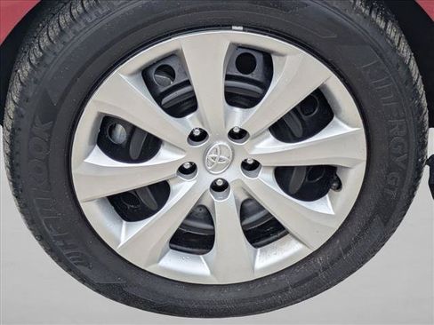Used 2025 Toyota Corolla LE FWD image 22