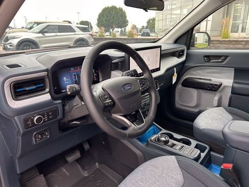 New 2026 Ford Maverick XLT w/ XLT Luxury Package AWD/4WD image 9