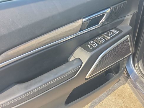 Used 2022 Kia Telluride EX FWD image 21