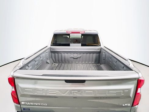 Used 2024 Chevrolet Silverado 1500 LTZ w/ LTZ Convenience Package II AWD/4WD image 27