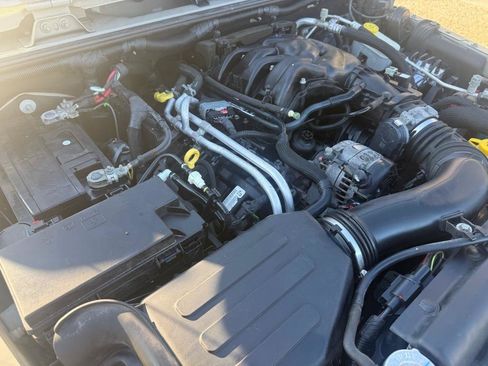 Used 2017 Jeep Wrangler Unlimited Sport AWD/4WD image 36