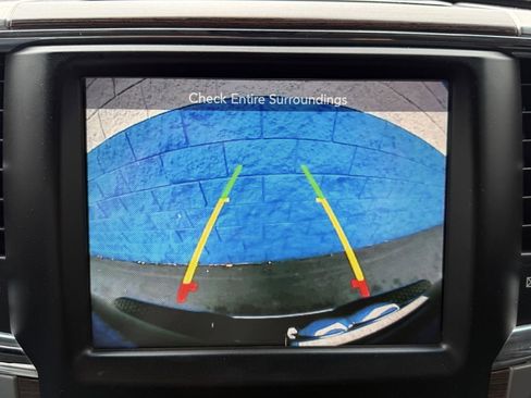 Used 2016 RAM 2500 Laramie image 9