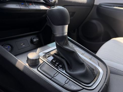 Used 2023 Hyundai Kona SEL FWD image 18