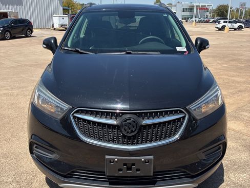 Used 2018 Buick Encore Preferred FWD image 2
