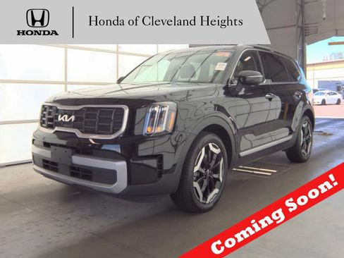 Used 2024 Kia Telluride S w/ S Sunroof Package AWD/4WD image 1