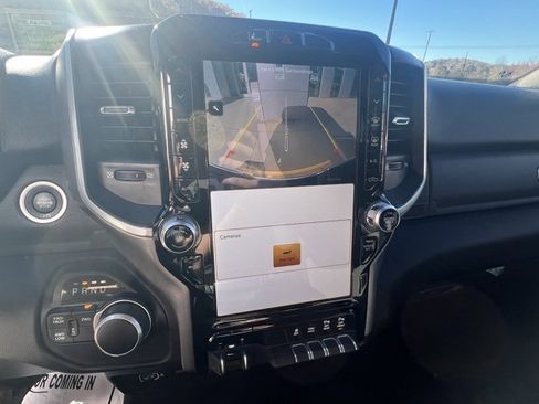 Used 2024 RAM 2500 Big Horn w/ Safety Group image 19