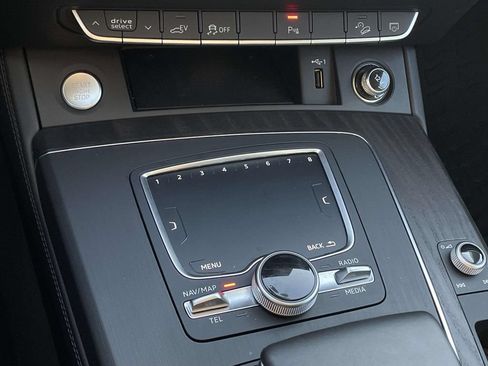 Used 2020 Audi Q5 e Premium Plus AWD/4WD image 20