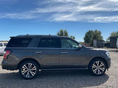 Used 2021 Ford Expedition Platinum image 7