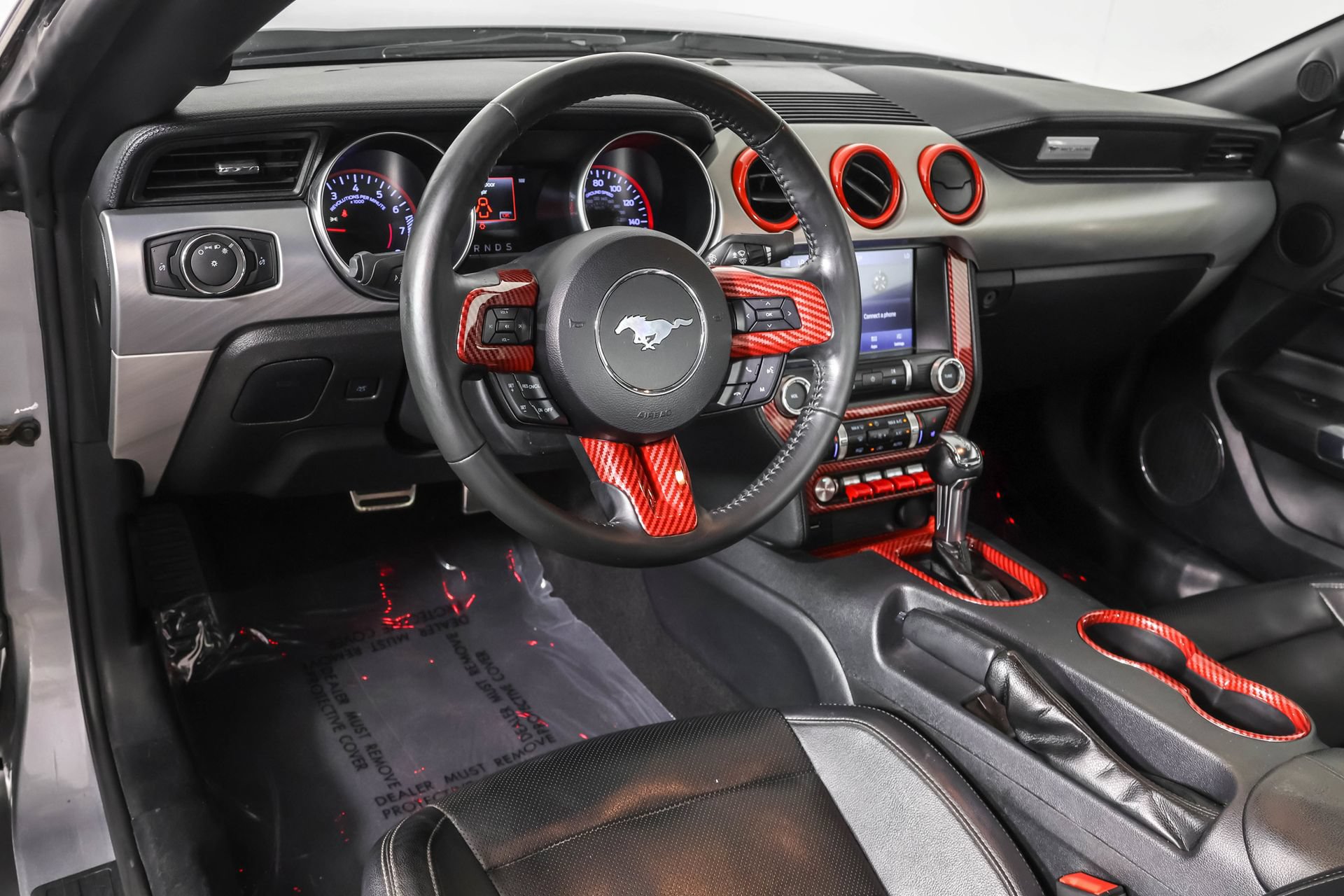 Used 2022 Ford Mustang Premium RWD image 5
