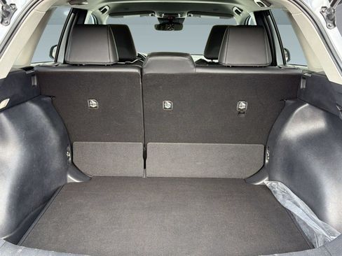 Used 2023 Toyota Corolla Cross XLE FWD image 24