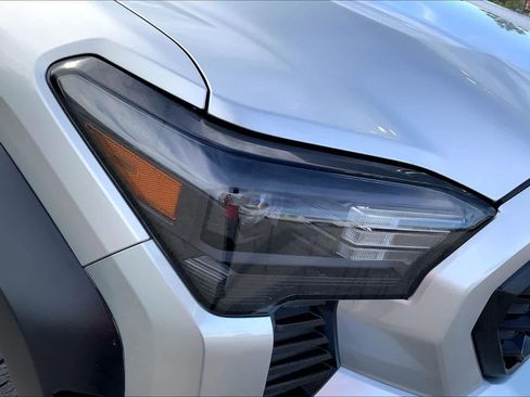 Used 2024 Toyota Tacoma TRD Off-Road image 26