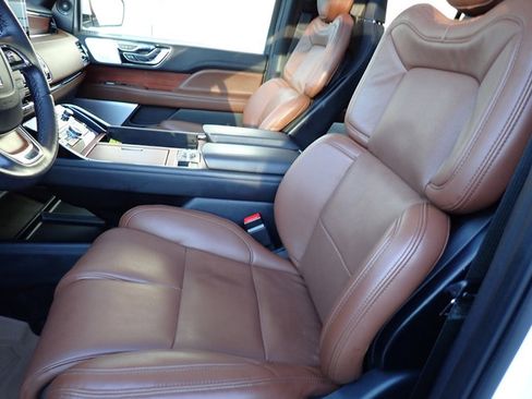 Certified 2024 Lincoln Navigator Reserve image 15
