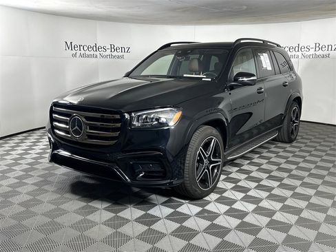 Certified 2024 Mercedes-Benz GLS 450 4MATIC w/ AMG Line Exterior image 3