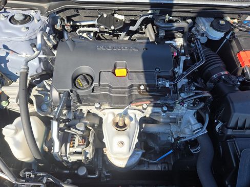 Used 2023 Honda Civic Sport image 28