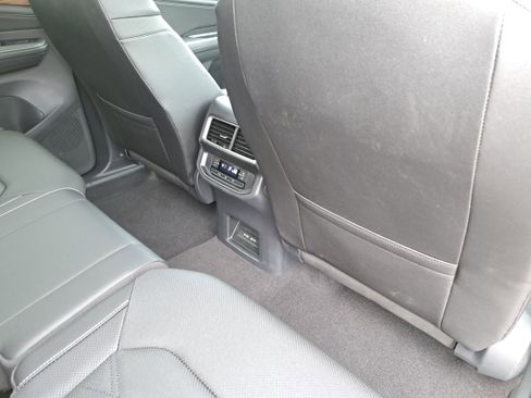 Certified 2025 Volkswagen Atlas SE image 11