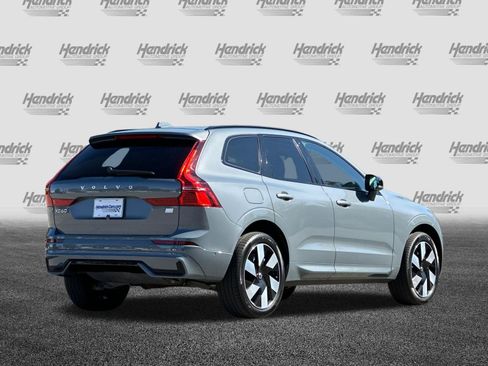 Used 2024 Volvo XC60 T8 Plus w/ Protection Package Premier AWD/4WD image 5