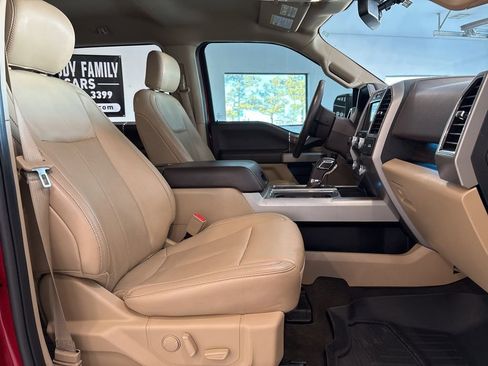 Used 2019 Ford F150 Lariat w/ Equipment Group 502A Luxury image 31