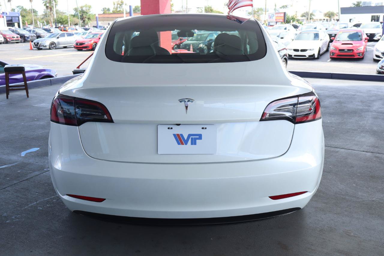 Used 2023 Tesla Model 3 Standard Range RWD image 8