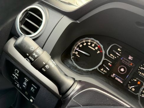 Used 2018 Toyota Tundra SR5 w/ SR5 Upgrade Package image 50