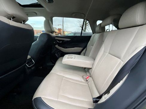Used 2021 Subaru Outback Limited image 34