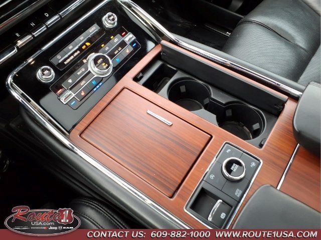 Used 2021 Lincoln Navigator L Reserve w/ Luxury Package AWD/4WD image 17