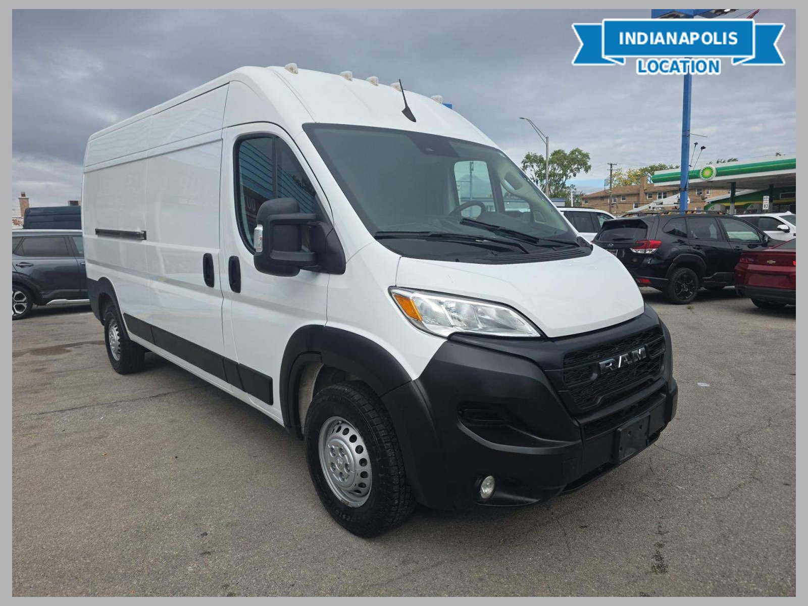 Used 2024 RAM ProMaster 2500 w/ Convenience Group FWD image 1