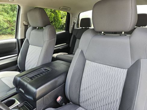 Used 2016 Toyota Tundra SR5 AWD/4WD image 15
