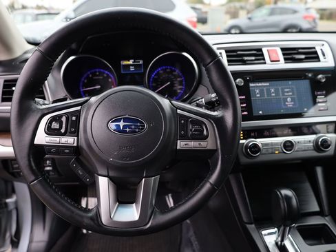 Used 2016 Subaru Outback 2.5i Limited image 23