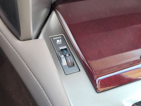 Used 2019 Lexus GX 460 Premium image 25