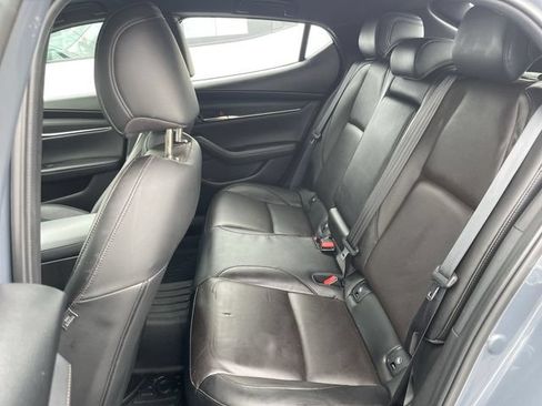 Used 2024 MAZDA MAZDA3 2.5 S Hatchback w/ Premium Pkg FWD image 9