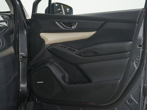 Used 2021 Subaru Ascent Limited w/ Technology Package image 13