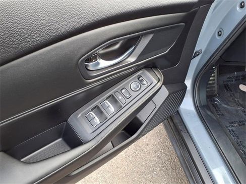 Used 2023 Honda Accord Sport image 12