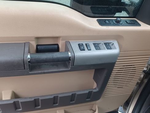 Used 2013 Ford F350 Lariat w/ Lariat Ultimate Pkg image 5