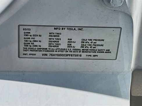 Used 2023 Tesla Model Y Long Range AWD/4WD image 33