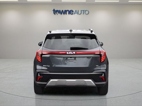 Used 2024 Kia Seltos EX AWD/4WD image 4