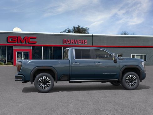 New 2026 GMC Sierra 2500 Denali Ultimate AWD/4WD image 5