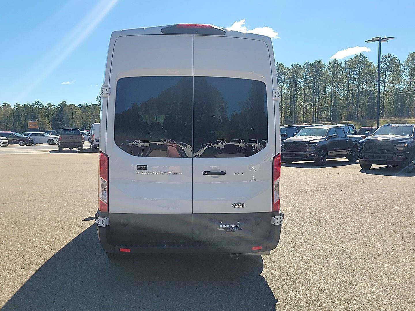 Used 2024 Ford Transit 350 XLT RWD image 11