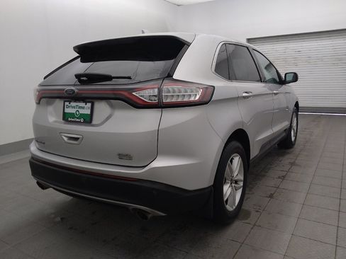 Used 2018 Ford Edge SEL w/ Ford Safe & Smart Package FWD image 9