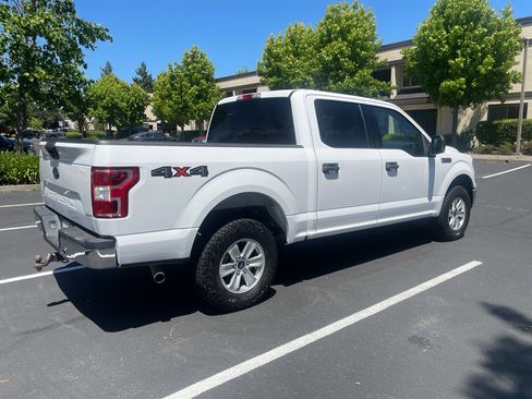 Used 2019 Ford F150 XLT w/ Equipment Group 301A Mid AWD/4WD image 8