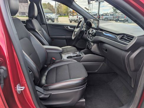 Used 2025 Ford Escape ST-Line Select AWD/4WD image 27