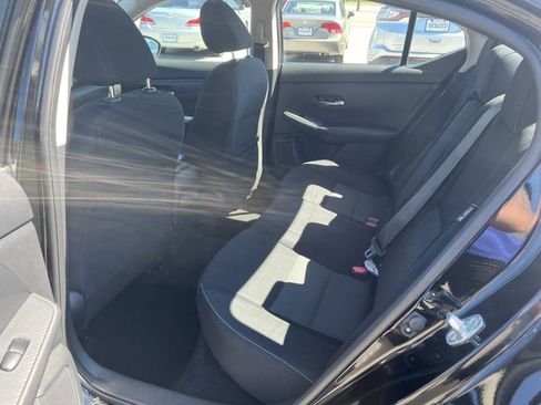 Used 2021 Nissan Sentra SV image 29