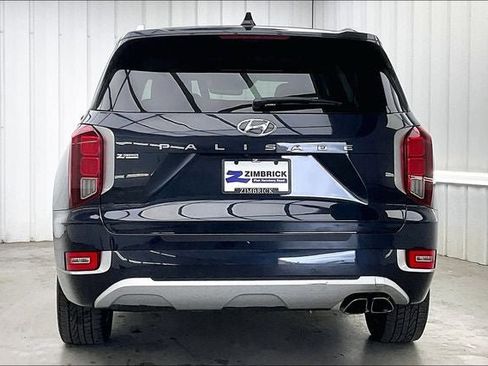 Used 2021 Hyundai Palisade Limited FWD image 4