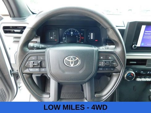 Used 2024 Toyota Tacoma SR5 AWD/4WD image 14